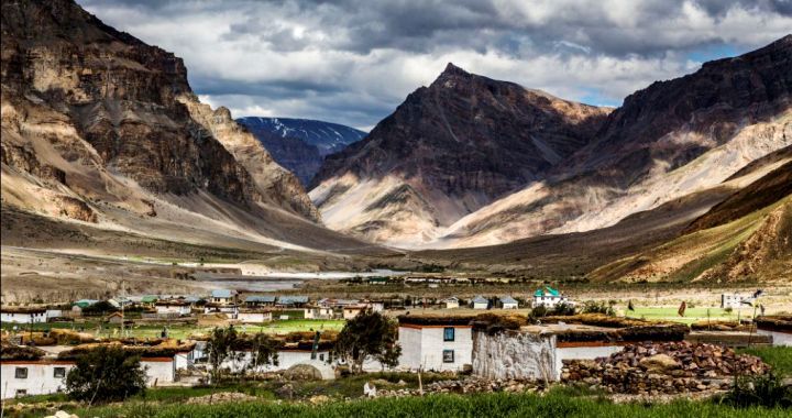 Lahaul Spiti with Chandrataal Lake Tour Package